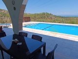 Girne Bellapais'te Kiralık Lüks Villa - 4+1, 300 m², Huzur Dolu Yaşam Alanı
