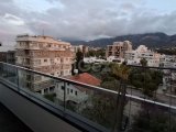 Estetik açıdan hoş 2 Yatak Odalı Kiralık Daire Konum: Girne'nin kalbinde mükemmel bir daire