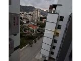 Estetik açıdan hoş 2 Yatak Odalı Kiralık Daire Konum: Girne'nin kalbinde mükemmel bir daire