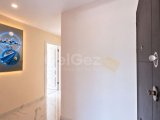 Girne Merkez'de Sıfır Lüks Site İçinde Full Eşyalı Ortak Havuzlu Kiralık 2+1 Daire (Bahçe ve Teras Opsıyonu mevcut)