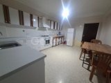 Yeni Nusmar Marketinin Arkasında, Girne'de Kiralık Güzel 3 Yatak Odalı Daire