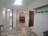 Yeni Nusmar Marketinin Arkasında, Girne'de Kiralık Güzel 3 Yatak Odalı Daire