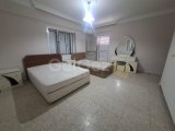 Yeni Nusmar Marketinin Arkasında, Girne'de Kiralık Güzel 3 Yatak Odalı Daire