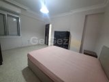 Yeni Nusmar Marketinin Arkasında, Girne'de Kiralık Güzel 3 Yatak Odalı Daire