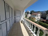 Yeni Nusmar Marketinin Arkasında, Girne'de Kiralık Güzel 3 Yatak Odalı Daire