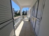 Yeni Nusmar Marketinin Arkasında, Girne'de Kiralık Güzel 3 Yatak Odalı Daire