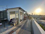 GİRNE MERKEZDE TÜRK KOÇAN 4+1 ÇATI TERASLI SATILIK DAİRE