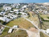 LEFKE AVRUPA ÜNİVERSİTESİNİN YANINDA 48 DAİRE 2 DÜKKAN TÜRK KOÇAN DENİZ MANZARALI PROJESİ ONAYLI SATILIK ARSA