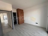 Gazimağusa Çanakkale mahallesinde yeni yapılmış havuzlu site içerisinde , 2+1 eşyasız kiralık daire