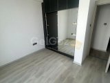 Gazimağusa Çanakkale mahallesinde yeni yapılmış havuzlu site içerisinde , 2+1 eşyasız kiralık daire