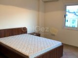 Gazimağusa Baykal mahallesinde caddeye çok yakın, kısmi eşyalı 3+1 kiralık daire