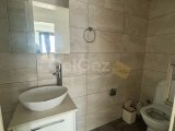 Gazimağusa Caddemde Ada Kent ve batı üniversitesine yürüme mesafesinde, caddeye çok yakın, güney cephede, güvenlik, kapalı otopark, jeneratörlü, eşyalı 3+1 kira