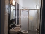 Gazimağusa Sakarya mahallesinde DAÜ ve Ada Kent üniversitelerine yürüme mesafesinde, eşyalı 3+1 kiralık daire