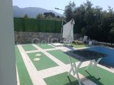 Girne Alsancak'ta 4+1 havuzlu kiralık villa