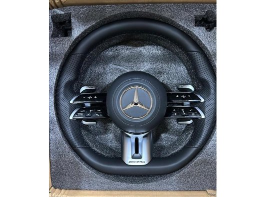 Mercedes Cla Direksiyon Siyah Düğmeli