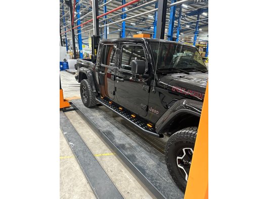 Jeep Wrangler Rubicon JL Sabit Basamak ( pra model )
