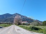 Girne Lapta'da Hayalinizdeki Deniz ve Dağ Manzaralı Villa!
