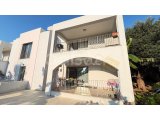 GİRNE, ALSANCAK – MİLOS PARK’TA SATILIK BAHÇELİ 2+1 DAİRE