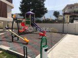 GİRNE MERKEZDE SİTE İÇERİSİNDE LÜX EŞYALI 2+1 GÜNLÜK DAİRE