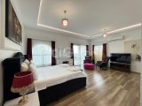 GİRNE KARAOGLANOĞLU BÖLGESİNDE GÜNLÜK KİRALIK 5+1 VİLLA