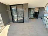 GİRNE MERKEZ'DE GENİŞ BALKONLU ÇİFT BANYOLU FULL EŞYALI KİRALIK REZİDANS DAİRE