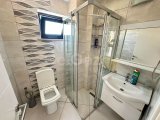 GİRNE MERKEZ'DE GENİŞ BALKONLU ÇİFT BANYOLU FULL EŞYALI KİRALIK REZİDANS DAİRE