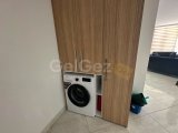 GİRNE MERKEZ'DE GENİŞ BALKONLU ÇİFT BANYOLU FULL EŞYALI KİRALIK REZİDANS DAİRE