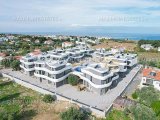 Satılık 3 Yatak Odalı Yarı Müstakil Villa