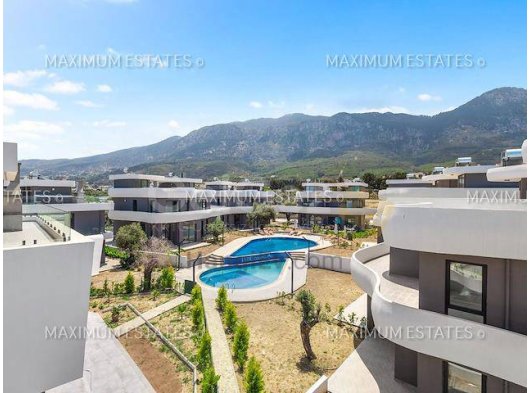 Satılık 3 Yatak Odalı Yarı Müstakil Villa