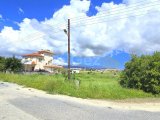 Huzurlu Bir Mahallede 688 m2 Köşe Arsa – Kumsala 10 Dakika Yürüme Mesafesinde