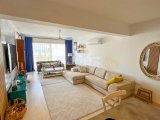 Girne Merkezde Temiz Eşyalı Kiralık 2+1 Daire