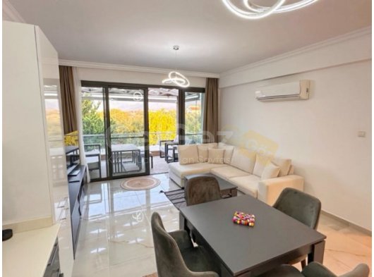 Girne Alsancakta Merit Royalın Yanında Lüks Kiralık 2+1 Daire