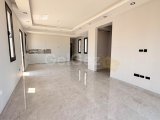 LEFKOŞA GÖNYELİ’DE SATILIK 4+1 LÜKS VİLLA