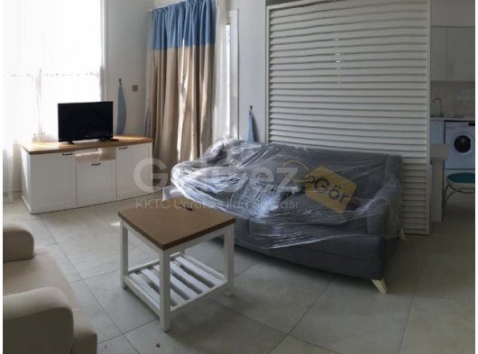 Girne Alsancak Bölegsinde Çıkartma Plajı Yanında Bluemar Sitesinde Ortak Havuzlu Loft 1+1 Daire Kiralık