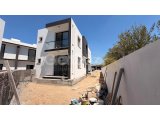 LEFKOŞA GÖNYELİ’DE SATILIK 4+1 LÜKS VİLLA