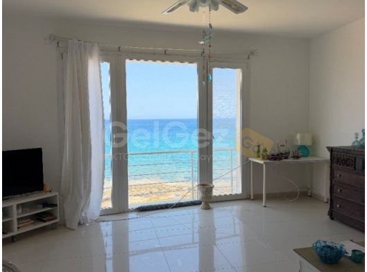 Gazimağusa Gülserende 3+1 denize sıfır kiralık