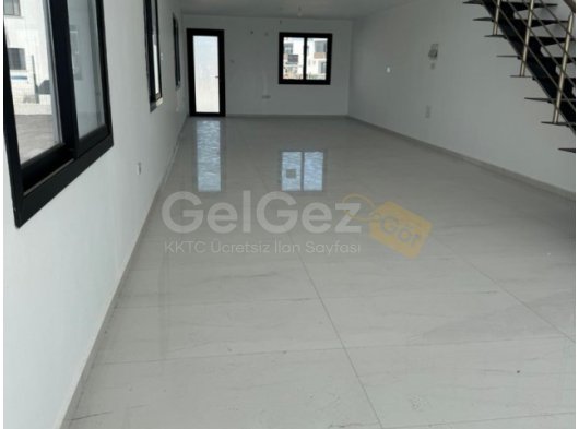 Yeniboğaziçinde kiralık iş yeri