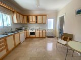 Alsancak Merkez'de Kiralık Şık 3+1 Villa