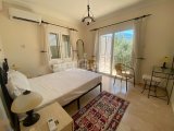 Alsancak Merkez'de Kiralık Şık 3+1 Villa