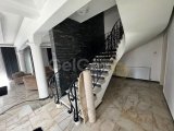 GAZİMAĞUSA GÜLSEREN 350m KARE TRIPLEX 6+1 ANAHTAR TESLİM VİLLA