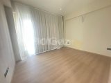 İSKELE TAM MERKEZDE BAHÇELİ FULL EŞYALI KİRALIK 2+1 DAİRE!!!!