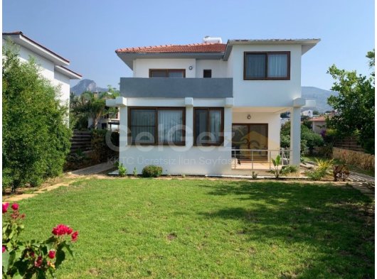 Girne Çatalköyde Satılık Çok İyi Durumda 3+1 Villa