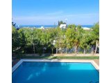 Girne Ozanköy'de Satılık Türk Koçan 4+2 Çok Geniş Türk Koçanlı Villa
