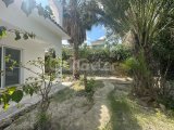 Girne Ozanköy'de Satılık Türk Koçan 4+2 Çok Geniş Türk Koçanlı Villa