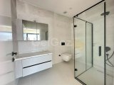 KIBRIS GIRNE ALSANCAK BÖLGESINDE, YÜZME HAVUZLU LÜKS 3+1 YENI VILLA SATILIKTIR