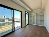 KIBRIS GIRNE ALSANCAK BÖLGESINDE, YÜZME HAVUZLU LÜKS 3+1 YENI VILLA SATILIKTIR