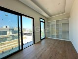 KIBRIS GIRNE ALSANCAK BÖLGESINDE, YÜZME HAVUZLU LÜKS 3+1 YENI VILLA SATILIKTIR