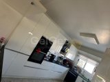 KIBRIS GIRNE ALSANCAK BÖLGESINDE, MILI PARKIN DİBİNDE ORTAK YÜZME HAVUZLU 3+1 VILLA SATILIKTIR