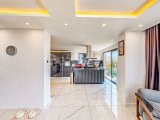 Girne Merkez AKACAN PREMIUM 'da , Kiralık 3+1 REZİDANCE PENTHOUSE !