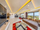 Girne Merkez AKACAN PREMIUM 'da , Kiralık 3+1 REZİDANCE PENTHOUSE !
